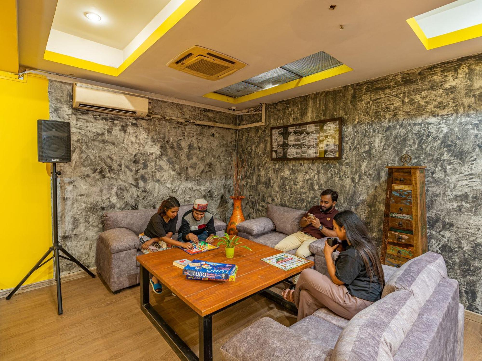The Hosteller Delhi New Delhi Ngoại thất bức ảnh
