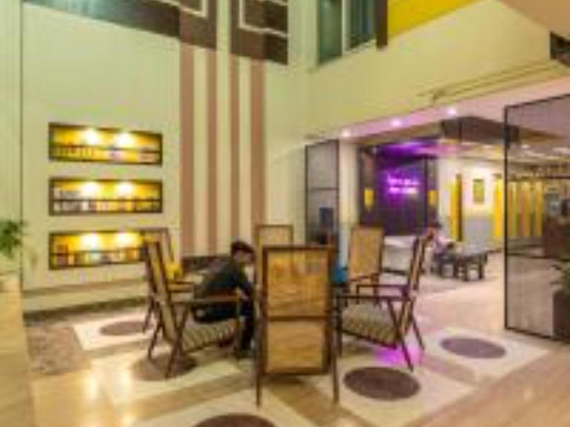 The Hosteller Delhi New Delhi Ngoại thất bức ảnh